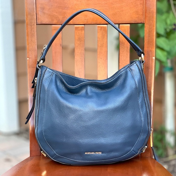 Michael Kors Julia Convertible Shoulder Bag - Picture 2 of 8